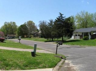 1752 Northwoods Ct, Cape Girardeau, MO 63701