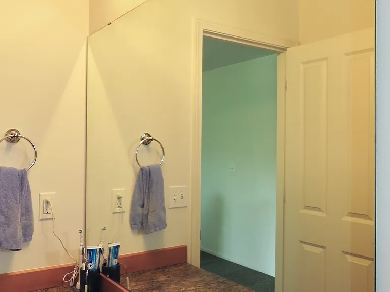 6617 Douglas Ave SE — Photo 31