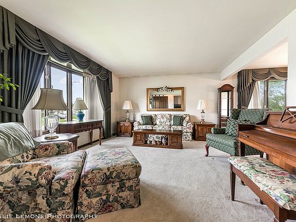 2nd image of 12049 Lancaster Ct