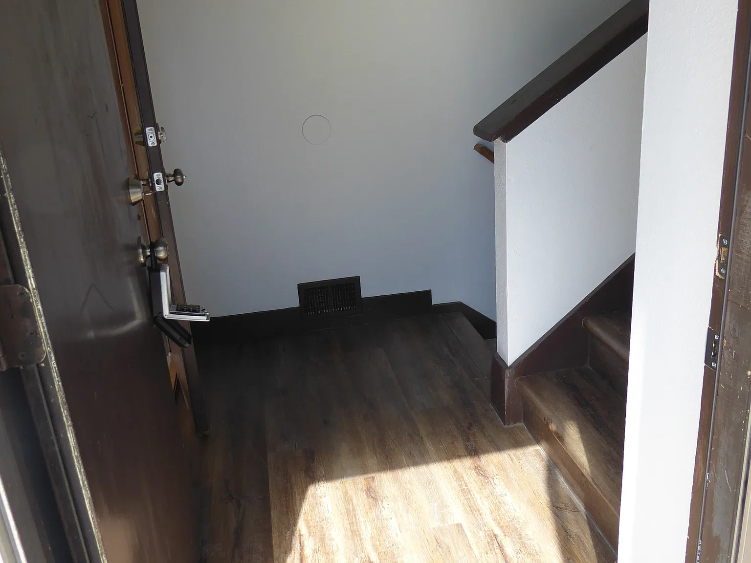 4 bed, 1801 sqft, $2,400 — Photo 3