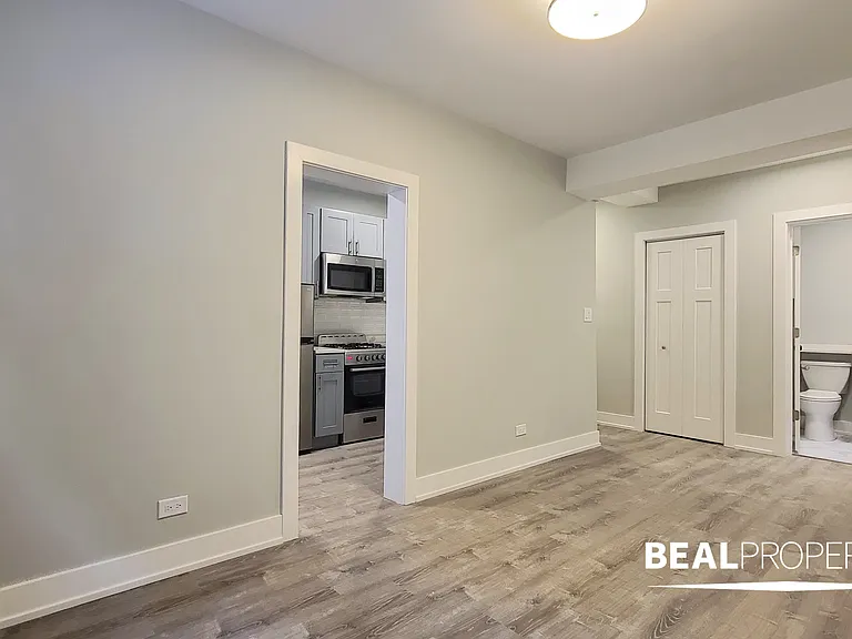 505 West Belmont Ave — Photo 81
