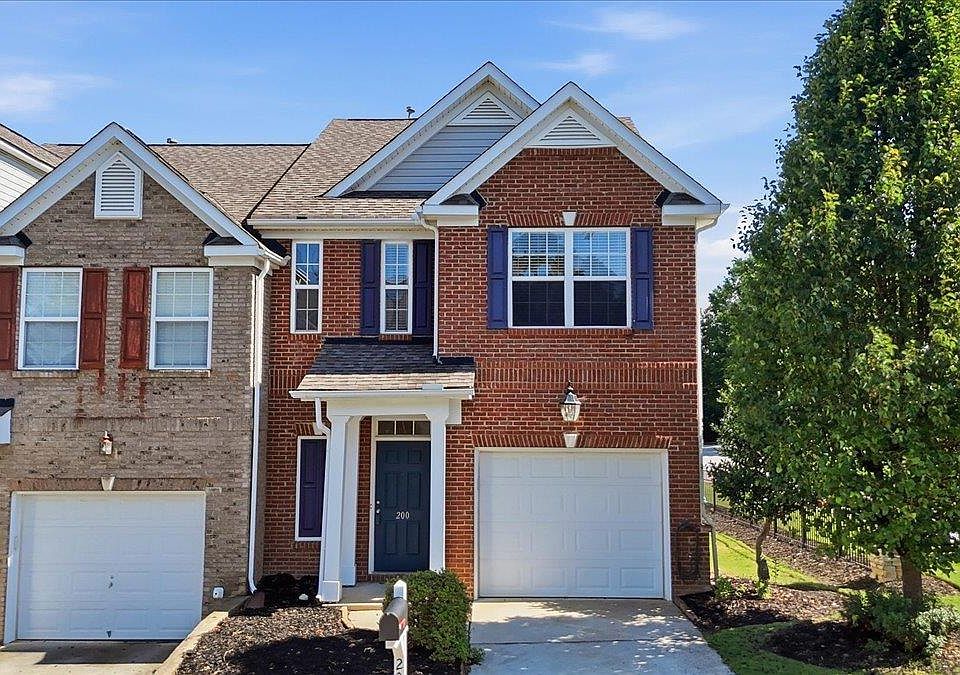 1st image of 200 Greenbush Ct
