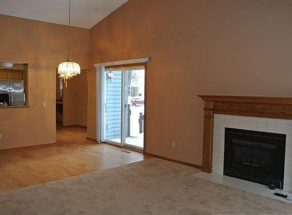 5th image of 2611 Lake Court Drive