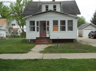 304 Prospect Ave, Beaver Dam, WI 53916