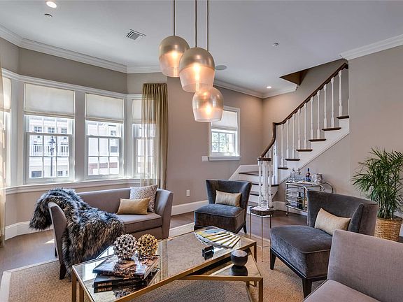 3rd image of 1011 Grist Mill Cir #1011