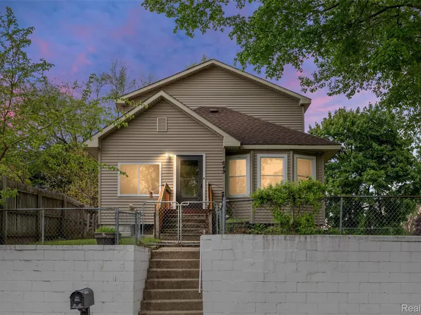 649 Lounsbury Ave, Pontiac, MI 48340