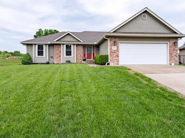 4441 SW Colly Creek Dr, Topeka, KS 66610