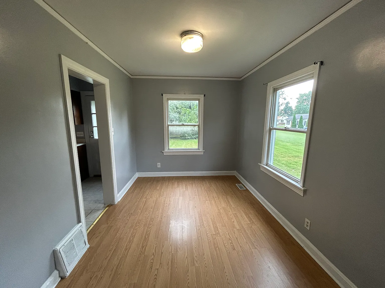 2 bed, 1148 sqft, $795 — Photo 3