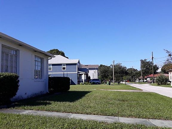 4th image of 406 N Armenia Ave