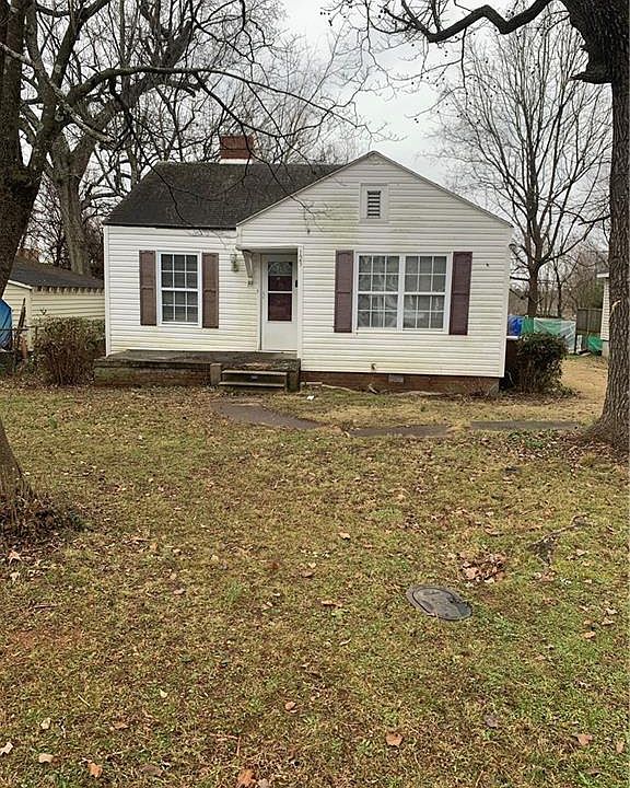 1st image of 123 Concord St