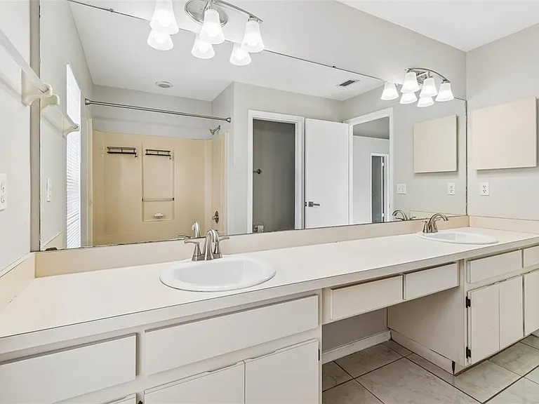 10105 Sea Spray Pl — Photo 39