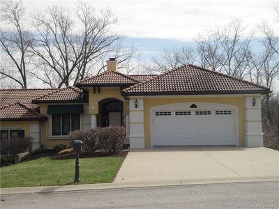 54 Southshore Ct, Sunrise Beach, MO, 65079