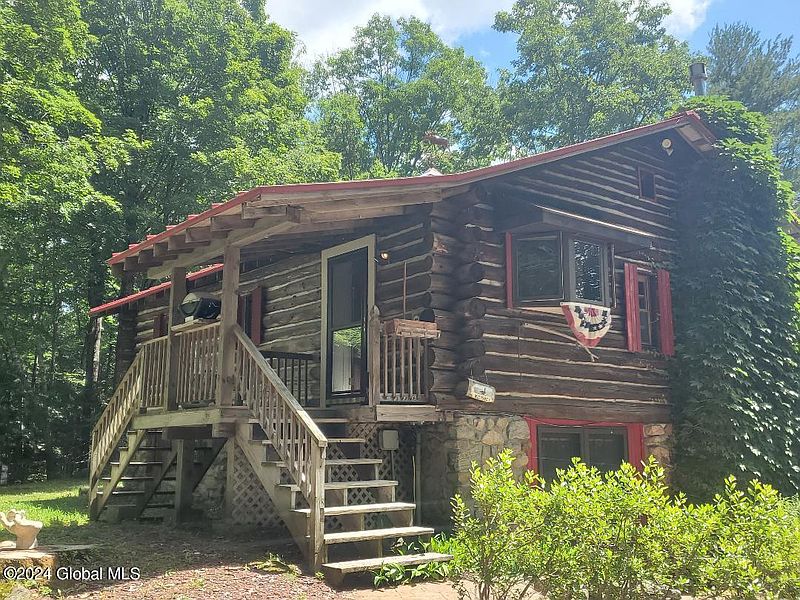 2nd image of 831 Trout Lake Road