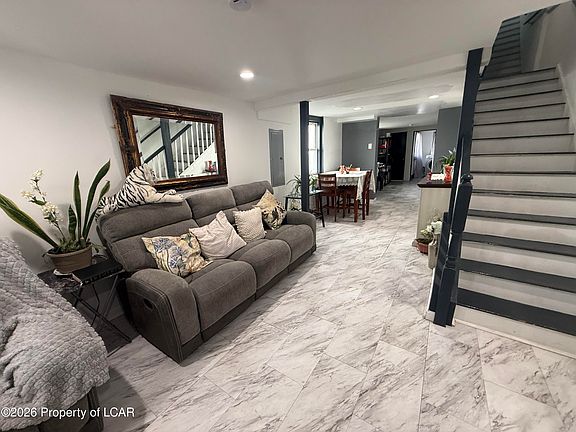 3rd image of 305 Ridge St
