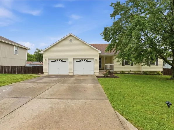 209 Dawn Ave, Belton, MO 64012