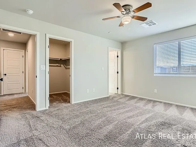 4479 Sapphire Moon Ave — Photo 19
