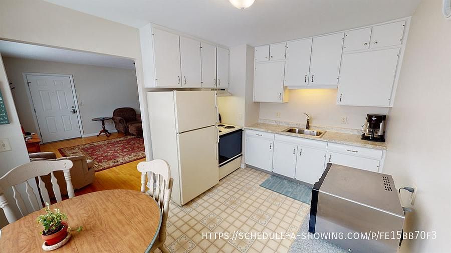 1st image of 830 S Lake St #3