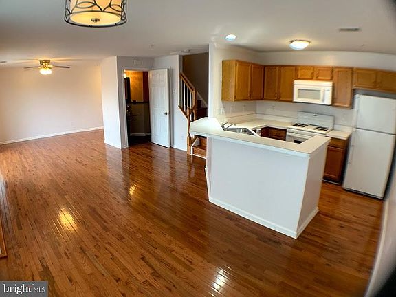 4th image of 11722 Tolson Pl