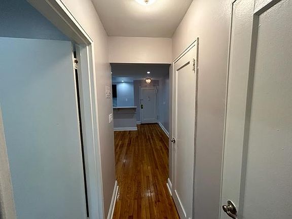 3rd image of 96 Forest Hill Pkwy APT 3B