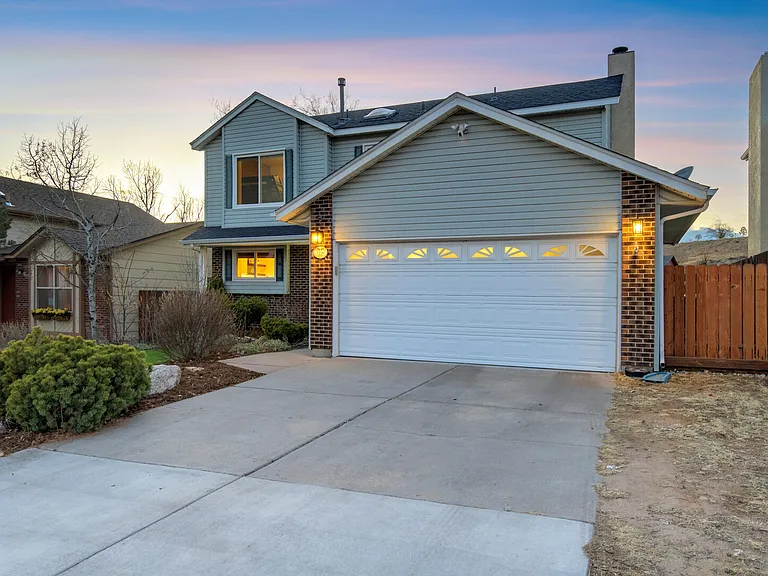 Churchwood Cir — Photo 3