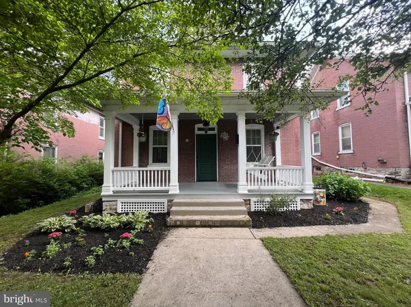 58 E Areba Ave, Hershey, PA 17033