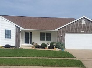 1908 11th St, Camanche, IA 52730