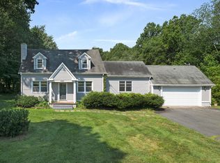 846 Seneca Rd, Great Falls, VA 22066