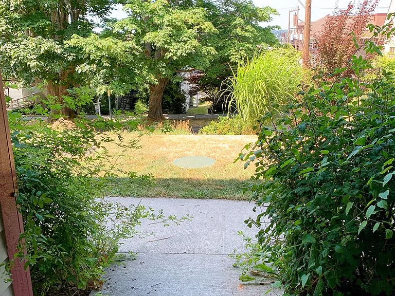 1016 N Garden St — Photo 32