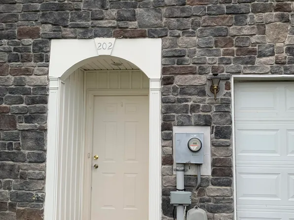 202 Pony Cir #202, Martinsburg, WV 25405