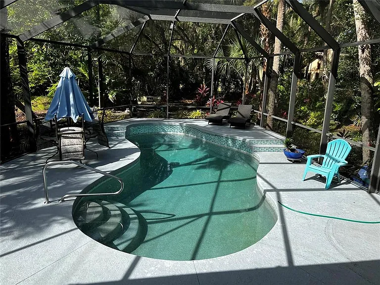 4594 Trails Dr — Photo 38