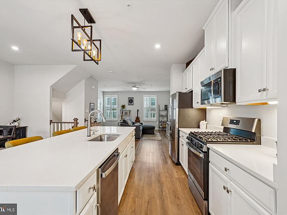 4th image of 19734 Preservation Mews