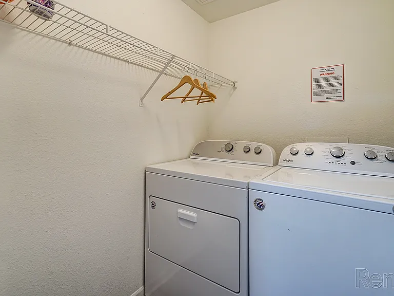 Villas at Katy Trail Apartments — Photo 8