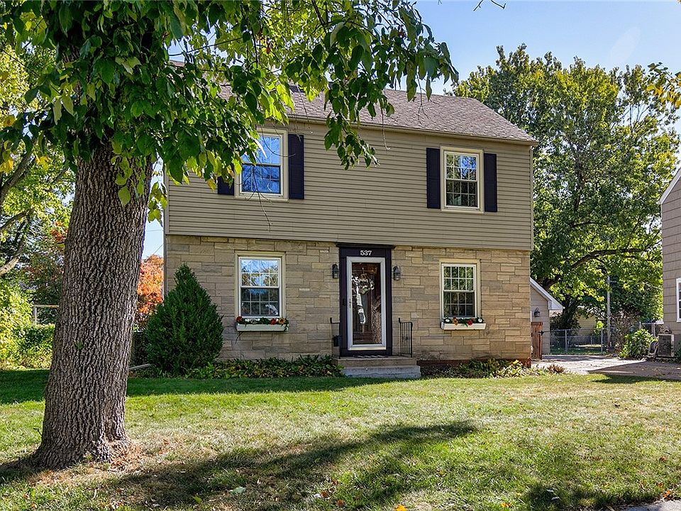 1st image of 537 SW Kenworthy Dr