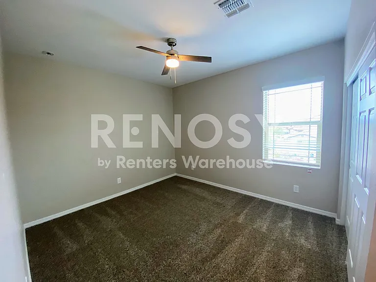 11769 W Mobile Ln — Photo 12