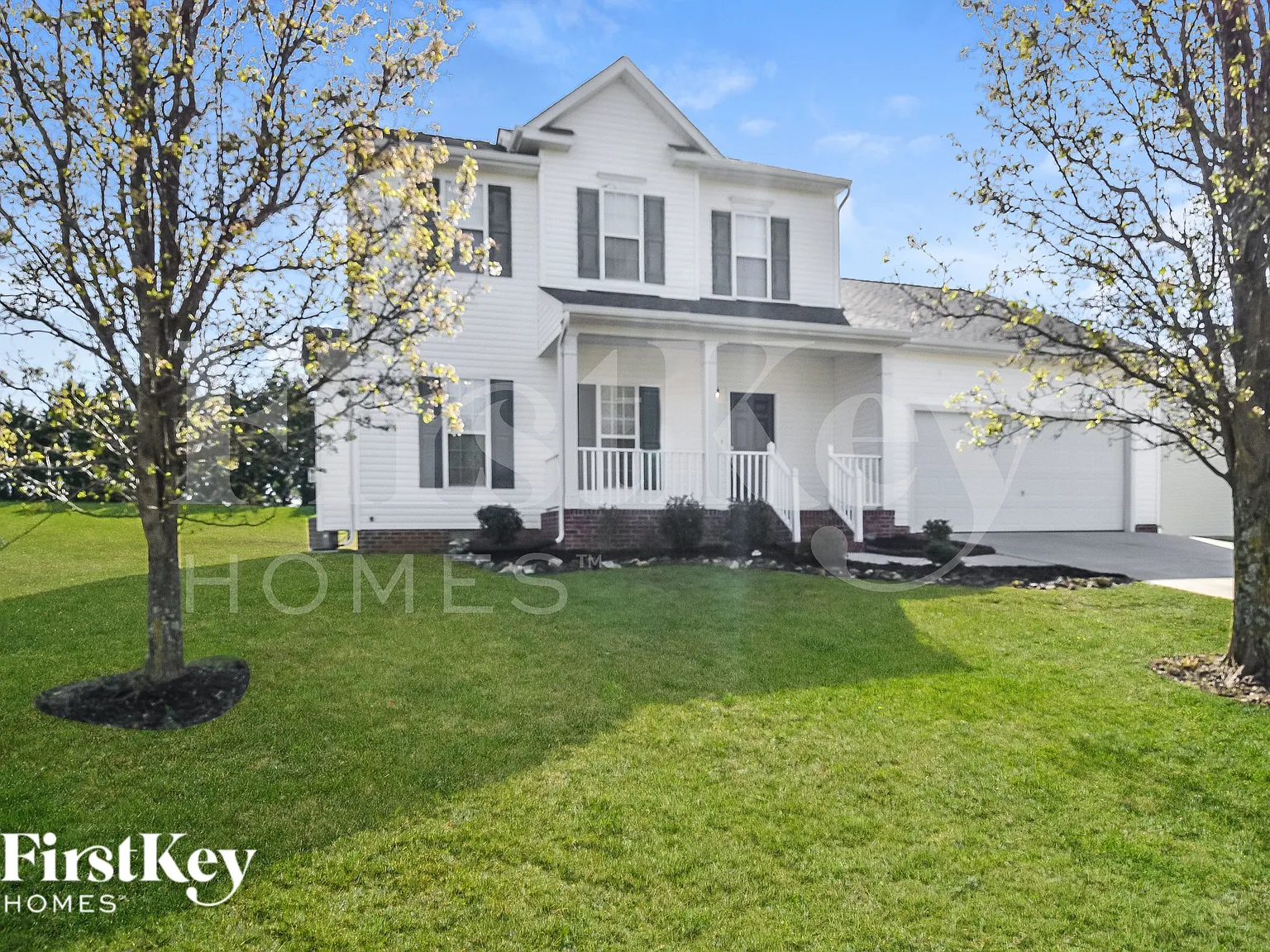 3 bed, 2.5 bath, 1802 sqft, $2,160 — Photo 1
