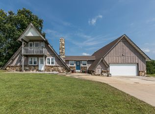 1305 E Walnut St, Bolivar, MO 65613