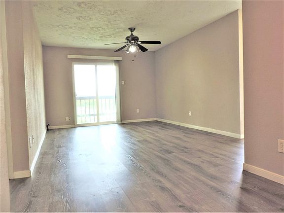 5th image of 10555 Turtlewood Ct Unit 1105