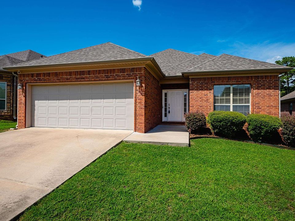 1st image of 8 Village Way