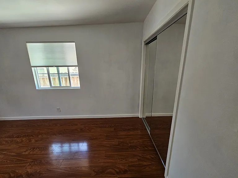 125 Avenida Mateo #A — Photo 7