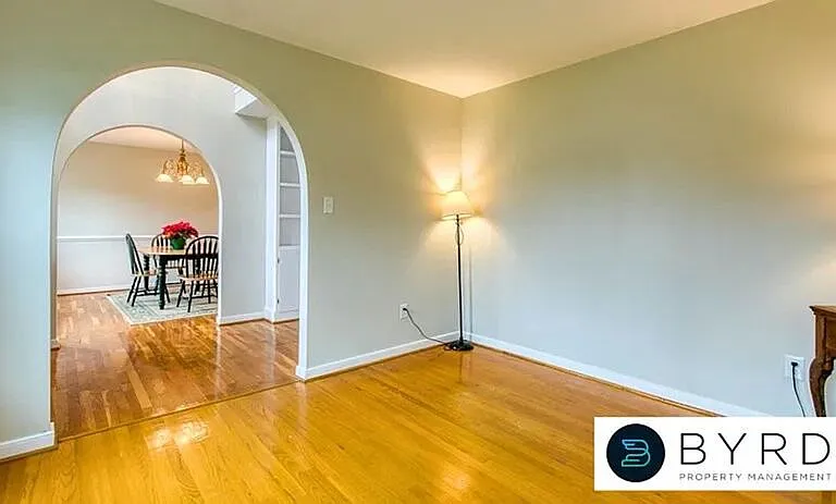 4997 Hanover Meadow Dr — Photo 3