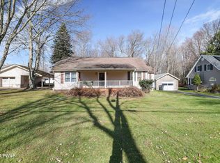 125 Brink Hill Rd, Greentown, PA 18426