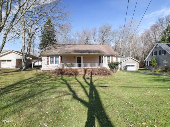 125 Brink Hill Rd, Greentown, PA 18426