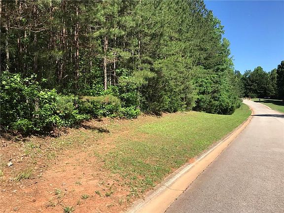 3rd image of 680 Antrim Glen Dr Lot 81