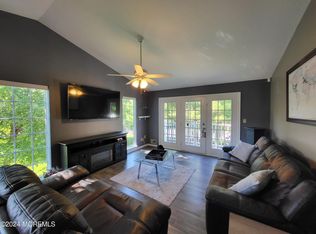 120 Evergreen Ct, Freehold, NJ 07728
