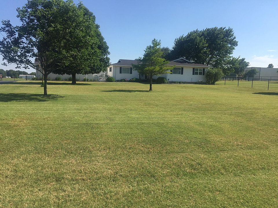 2nd image of 3030 NW 26th St