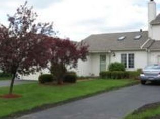 5728 Running Brook Rd, Farmington, NY 14425