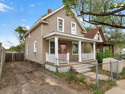 571 Front Ave, Saint Paul, MN, 55117