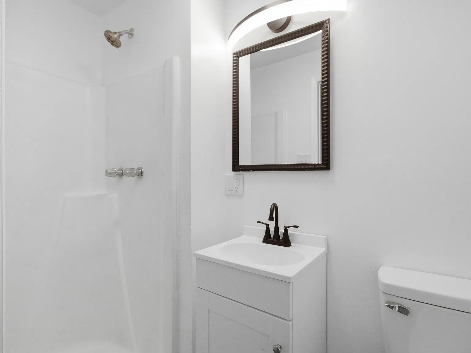 4 bed, 1734 sqft, $2,100 — Photo 4