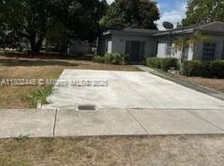 Dixie Heights Garden, Miami, FL 33157