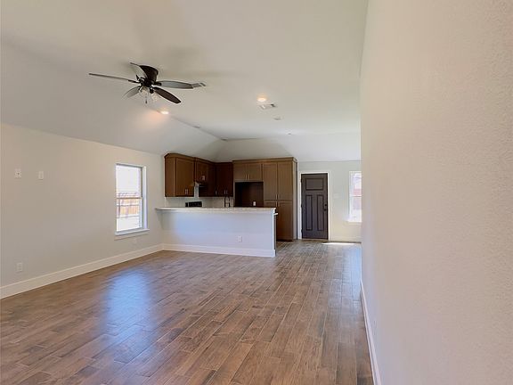 3rd image of 1022 Cheyenne Rd